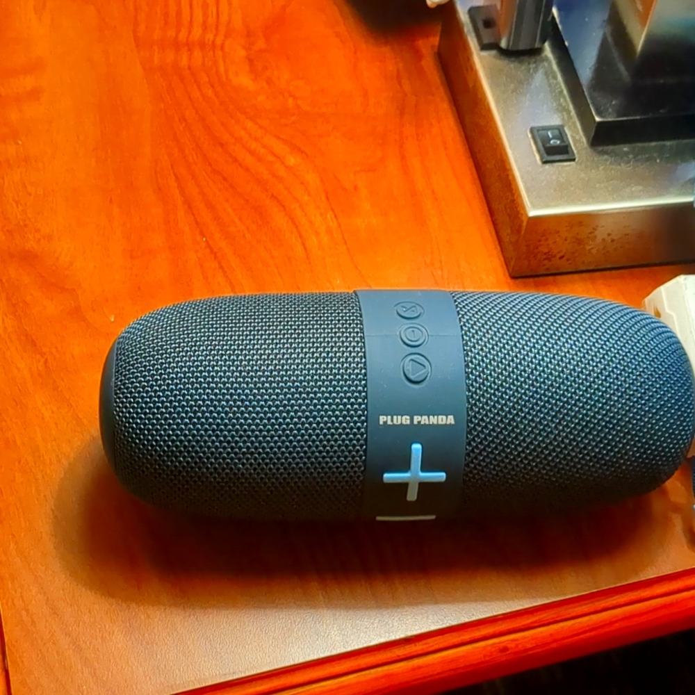 Speaker with music card from Guatemala